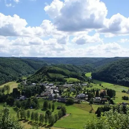 L'oiseau Bleu Дом отдыха *